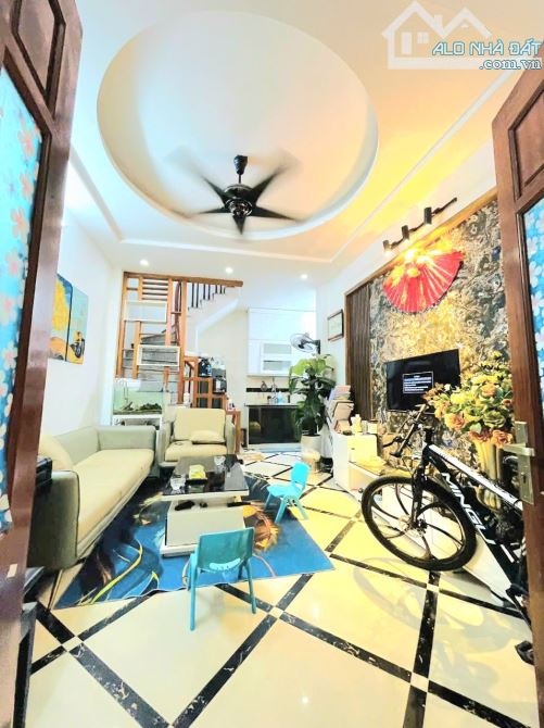 Bán nhà Khương Trung, 30mx5 tầng, giá 8.3 tỷ, kinh doanh đỉnh, siêu tiện ích, an ninh