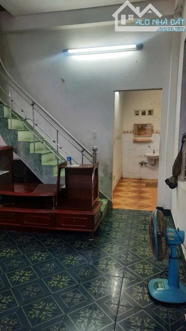 Bán nhà kiệt Lý Tự Trọng gần Nguyễn Du, diện tích 63m² ngang 6.5m vuông vắn, giá 3.5 tỷ