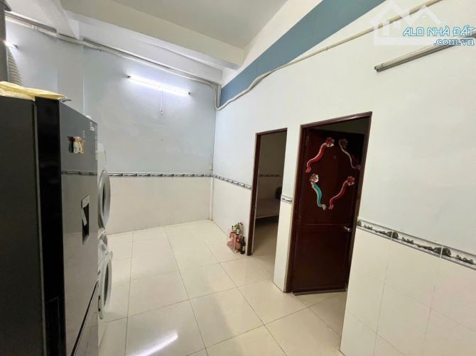 CĂN HỘ 2PN LẦU 2 MT GÒ CÔNG QUẬN 5 SHR GIÁ CHỈ 1.59 TỶ
