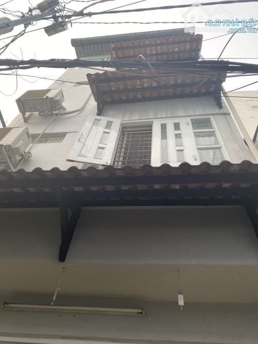 Cho thuê nhà nguyên căn Nguyễn Công Trứ Q1 – 1T3L – 3PN – 15tr