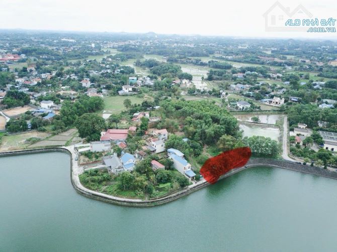 1 tỷ có đất mặt hồ nước Tích Lương, 300m2, mặt tiền 15m