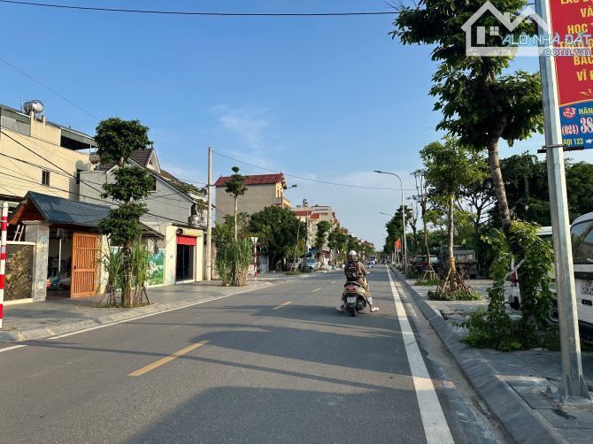 🚗  NHÔ 4 TỶ  SẴN  NHÀ CẤP 4 – Ô TÔ VÀO TẬN ĐẤT–GẦN KCN BẮC THĂNG LONG -GẦN CẦU THƯƠNG CÁT