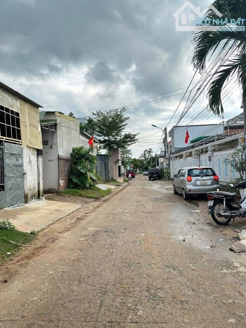 Đất Mặt Tiền Trần Cừ gần thành phố Cà Phê