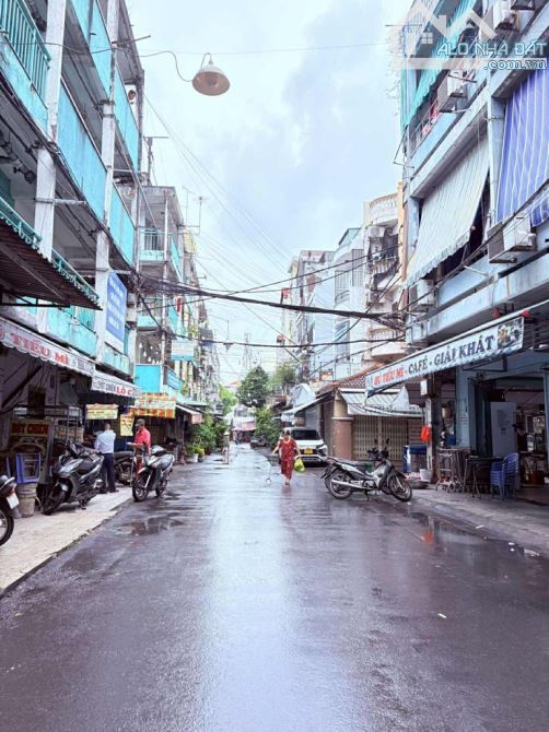 HẺM 10M- 6 TẦNG BTCT - ĐIỆN BIÊN PHỦ-P.1-Q.3- DT: 3.95*14.5M- 15 TỶ 95