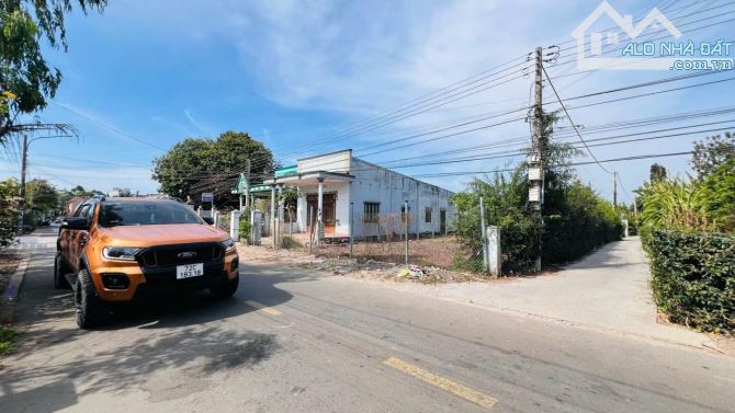 BÁN CĂN NHÀ MẶT TIỀN LƯƠNG THẾ VINH - CÁCH CHỢ ĐẤT ĐỎ 300M - TRUNG TÂM THỊ TRẤN ĐẤT ĐỎ