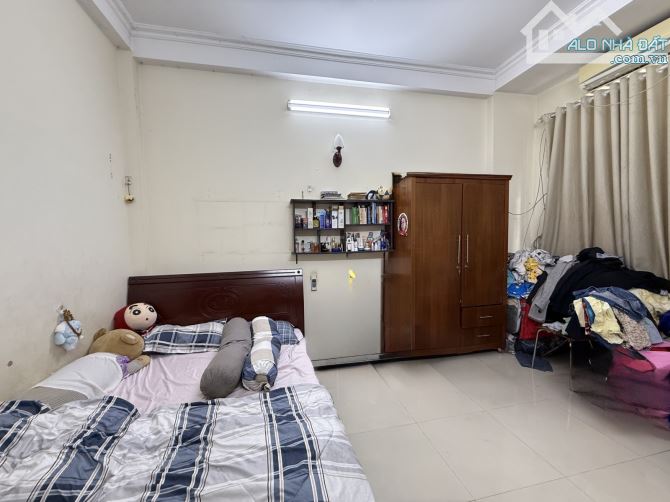 NHÀ CHÍNH CHỦ – TRẦN THÁI TÔNG, P.15 TÂN BÌNH 📐 66m² (4 x 16.5) – 3 TẦNG – HẺM XE TẢI
