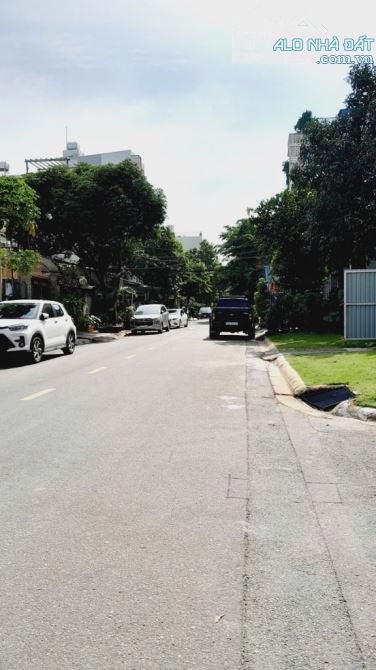 Nhà bán, Dt 40m2, 2 tầng, giá 7 Tỷ, Đường An Phú, P. An Phú, Tp Thủ Đức