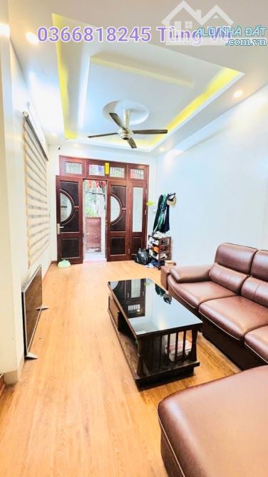 BÁN NHÀ KHƯƠNG ĐÌNH - BÙI XƯƠNG TRẠCH 40M 4 TẦNG Ở NGAY GẦN PHỐ TRƯỚC NHÀ THOÁNG SÁNG