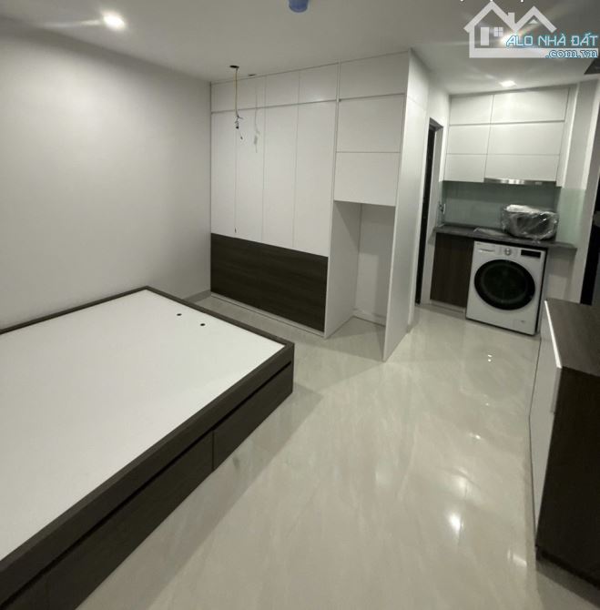 CHDV Mặt Phố Thanh Xuân – 7 Tầng Thang Máy – 18 Phòng Full Đồ – Dòng Tiền 100tr/Tháng