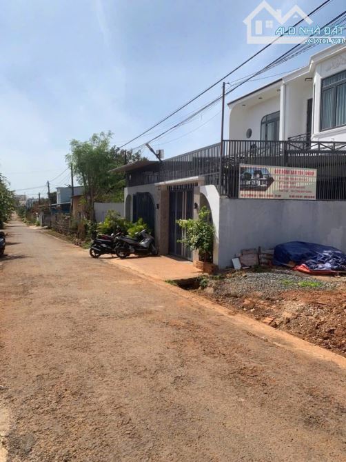 BÁN LÔ ĐẤT  ĐƯỜNG A THÔN 6 CƯÊBUR-CÁCH TRỤC CHÍNH TỈNH LỘ CHỈ HƠN 300m