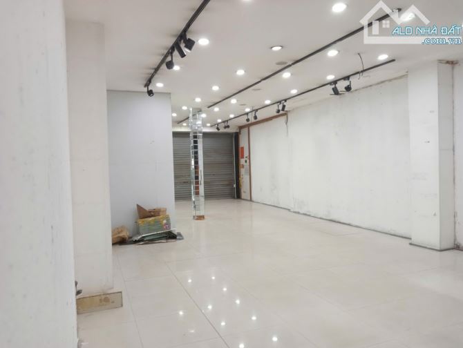 CHẤT !! MBKD DT 101m2 – Giá 51tr – MP Cầu Giấy – MT 6,08m Hà Nội