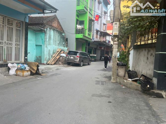 Bán đất trục chính Mẫn Xá yên phong dt 216m mt 6.44m hướng Nam giá 3.6 tỷ