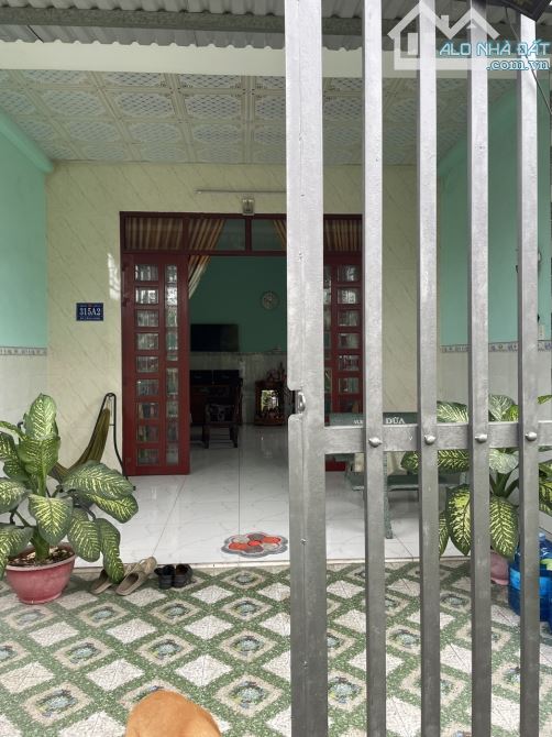 Nhà Thanh Phú Bến Lức Long An đường ô tô cách Nguyễn Hữu Trí 100m