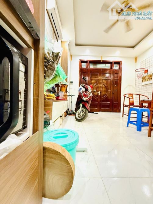 Bán nhà 5 tầng trong ngõ phú đô nam từ Liêm Hà Nội
