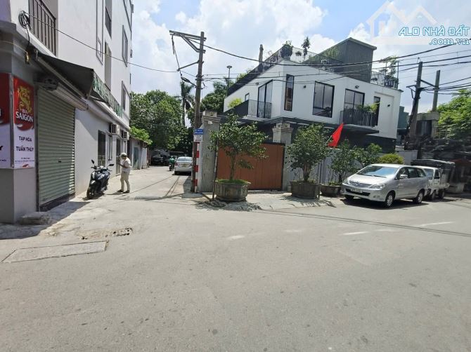 BÁN ĐẤT VUÔNG 32M² – VÕNG THỊ – THỤY KHUÊ – CHỈ 30M RA HỒ TÂY – GIÁ 5.6 TỶ