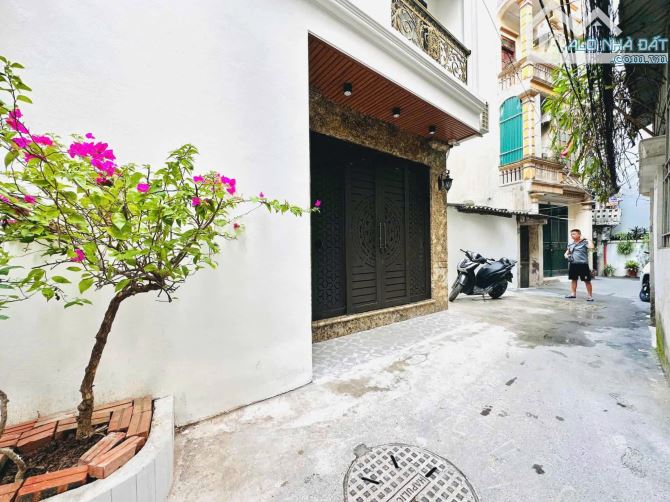 Thịnh Quang - Đống Đa 40m x 7 tầng, mặt tiền 5.6m, giá 14.8 tỷ thương lượng