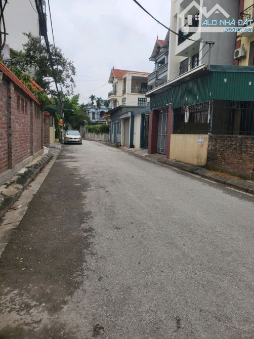 Bán nhà Bát Khối,Cự Khối 5 tầng,90m,mt5m oto tránh nhỉnh 16 tỷ