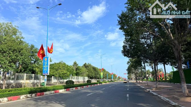 MẶT TIỀN TỈNH LỘ 44A - VÕ THỊ SÁU NGAY TRUNG TÂM XÃ ĐẤT ĐỎ - TP HCM 🌈 DT  564,5M2