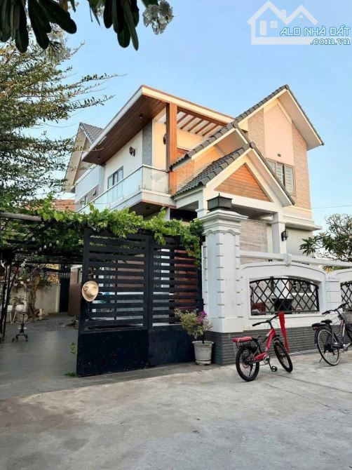BIỆT THỰ BIỂN LONG HẢI - BRVT; CĂN NHÀ TÂM HUYẾT GIA CHỦ CẦN BÁN GẤP