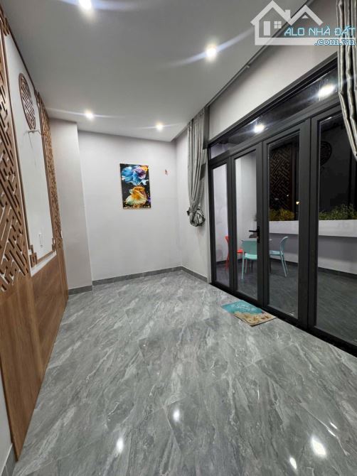 Bán nhà đẹp 3 tầng, kiệt đường Bàu Hạc 1, Vĩnh Trung, Thanh Khê. DT 54m2. Giá 5.45 tỷ - 10