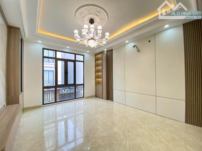 Bán nhà 5 tầng siêu đẹp có thang máy trong khu TĐC Xi Măng, Sở Dầu – Giá 5.9 tỷ - 10