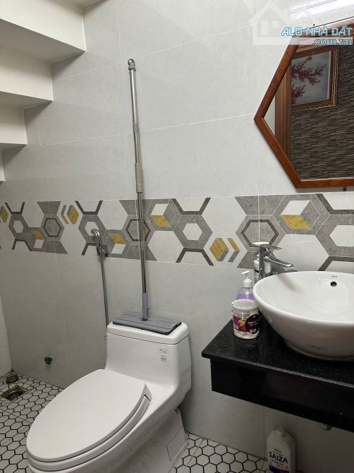 BÁN NHÀ TRỆT 2 LẦU HOÀN CÔNG - TRỤC CHÍNH KDC 148 - CÁCH ĐƯỜNG 3/2 ( 50m ). - 10