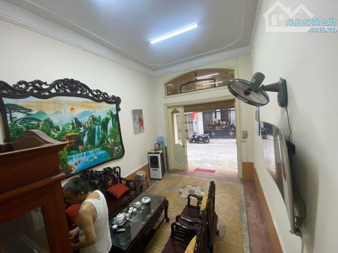 cho thuê nhà nguyên căn phố an dương, tây hồ. - 11