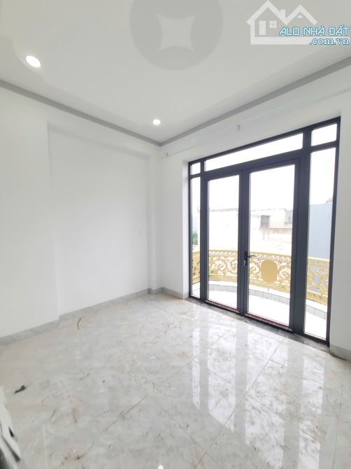 Bán nhà 1 trệt 2 lầu KDC gần trung tâm y tế Dĩ An p.Tân Đông Hiệp Dĩ An chỉ 5ty100TL M6972 - 11