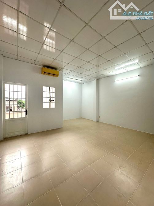 Cho thuê nhà trục chính hẻm hồ tùng mậu gần công an thành phố giá 17 triệu - 11