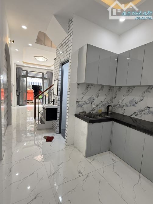 SIÊU PHẨM 4 TẦNG FULL CÔNG NĂNG - 3.2X10M- CHỈ 6.8 TỶ - HẺM XE HƠI - VỊ TRÍ ĐẸP - 1