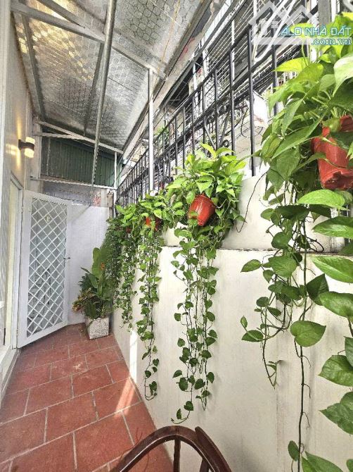 HIẾM - CỰ KHỐI - NGUYỄN VĂN LINH- LONG BIÊN - GIA LÂM - 1