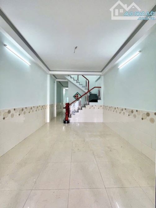 Bán nhà 2 tầng  phường dĩ an dt82,m2  gần chợ dĩ an 1 - 1