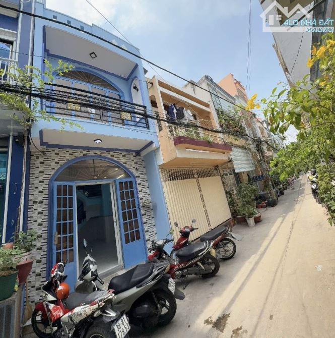 4,9 tỷ- Bán nhà Quận 6, Cư xá Phú Lâm A- 38m2- 2 PN- 2 tầng- hẻm xe hơi- hoàn công - 1