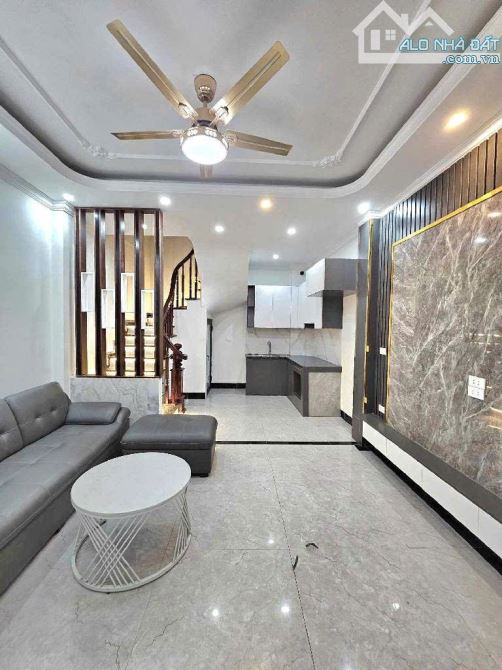 Thanh Am, nhà đẹp, 5 tầng,  5.8 tỷ, full đồ, mt4m, 30m2  - Sổ đỏ chính chủ, sẵn sàng giao - 1