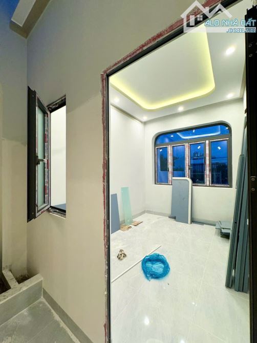 Bán nhà mới xây sắp hoàn thiện rất đẹp và sang giá chỉ 1ty350 - 1