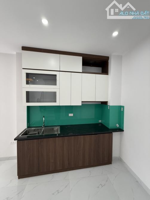 🔥 NHÀ 3 TẦNG MỚI XÂY , CHỈ 4.3 TỶ - 1