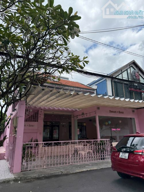 Bán nhà góc 2MT phố Tây Bình Thạnh gần Ba Son_6x10_hẻm xe hơi 6m_GPXD cao tầng - 1