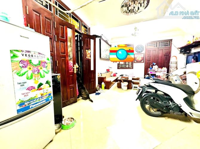 NHÀ PHỐ NGỌC LÂM - ĐẦU TƯ, GIỮ TIỀN, Ở SƯỚNG - 38 M², 4 TẦNG, 5 NGỦ, LÔ GÓC, DÂN XÂY - 1