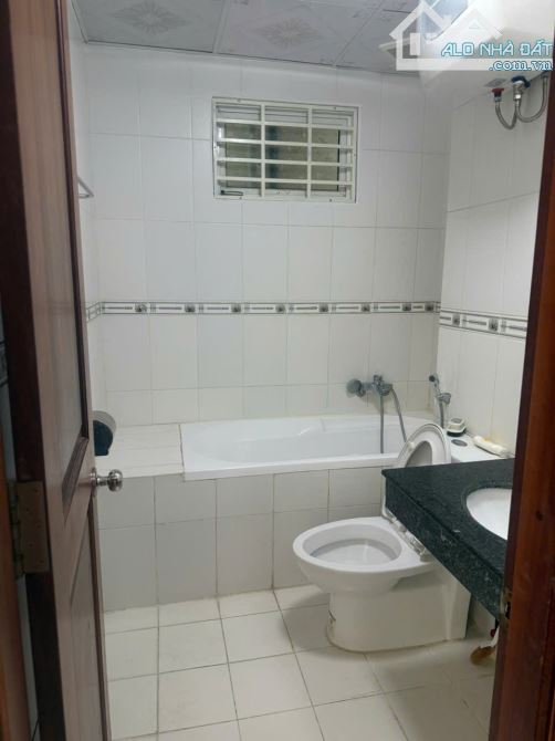 Bán Gấp Căn Hộ Nội Thất Chung Cư Tây Nguyên Plaza Cần Thơ - 1