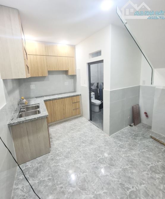 NGUYỄN HỮU TIÊN, 4x9, 2 TẦNG ĐÚC, 2PN, HẼM THÔNG, TÂN PHÚ GIÁP TÂN BÌNH,GÒ VẤP, CHỈ 3 TỶ + - 1