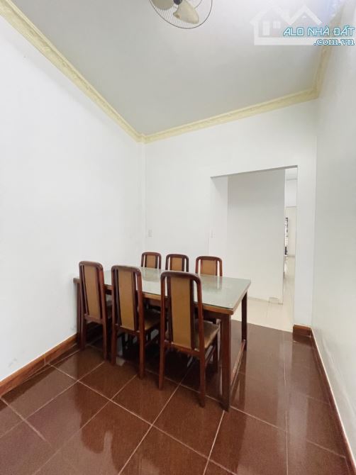 🔥 Chính chủ gửi bán nhà C4 đúc BTCT Hẻm 5m Hiệp Thành 13 -PHT- Q12-Dt :152m2 Giá 4, 4tỷ - 1