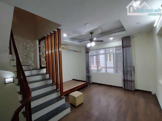 CẦN BÁN CĂN NHÀ VẠN PHÚC,Ô TÔ LÙI CỬA ,NHÀ 5T FULL NỘI THẤT THEO NHÀ 7.4 TỶ - 1