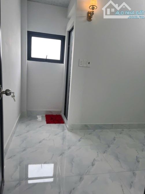 B.Á.N ĐẤT TẶNG NHÀ - NGUYỄN THỊ ĐỊNH - 105M2 - 1
