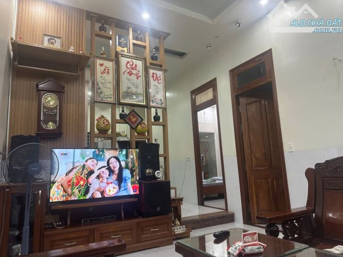 Bán nhà đẹp giá rẻ p.Long Bình Tân, đường Nguyễn Văn Tỏ. Thổ cư 100m2 chỉ 2,2 tỷ - 1
