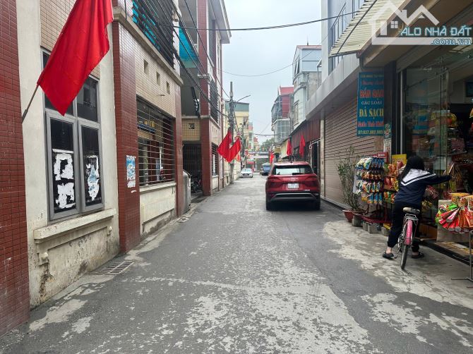 ✌️💥💥 TRUNG TÂM ĐÔNG ANH - GẦN ĐƯỜNG CAO LỖ - MẶT NGÕ OTO - ĐẤT PHAN XÁ - GIÁ 8x tr/m2 ✌️ - 1