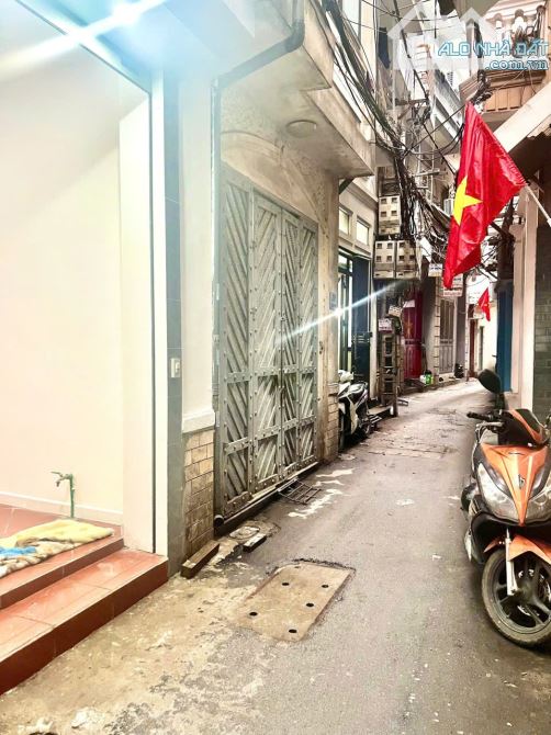 TÔN THẤT TÙNG - TRƯỜNG CHINH - 41M2 - 5 TẦNG - 3 NGỦ RỘNG - 4 WC - TẶNG TOÀN BỘ NỘI THẤT - 1