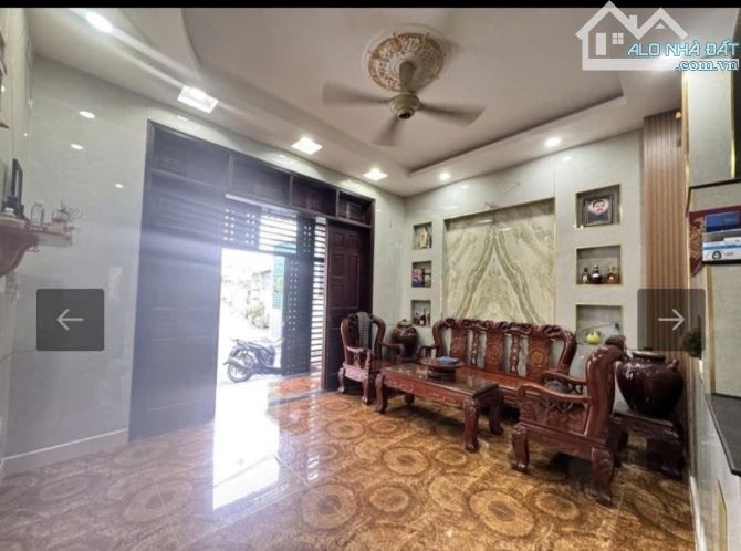Nhà 3 tầng, 50m2, ngang 5m, 4PN, đường số 8, Linh Xuân, giá 4.9 tỷ - 1