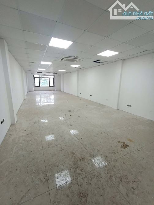 Building Trung Hoà - 100m2 9 tầng mặt tiền 7.5m chỉ nhỉnh 500tr/m2. - 1