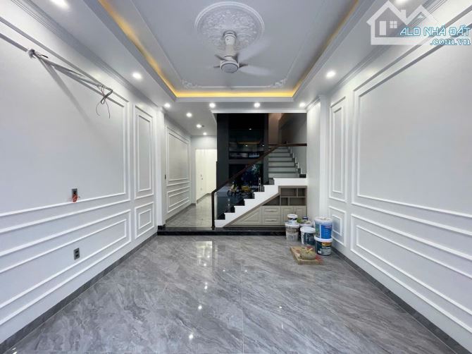 Bán nhà 5 tầng tuyên 2 Lê Hồng Phong Ngô Quyền HP - 1
