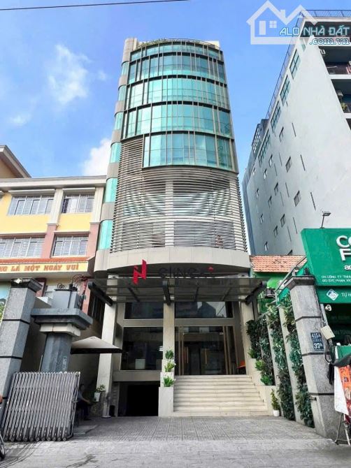 Hót nhất lúc này! Gia đình cần bán nhà hẻm 10m 371 Hai Bà Trưng Quận 3 diện tích: 11mx22m - 1